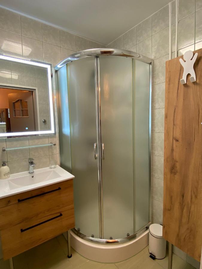 Apartament Golden Studio 梅莱茨 外观 照片